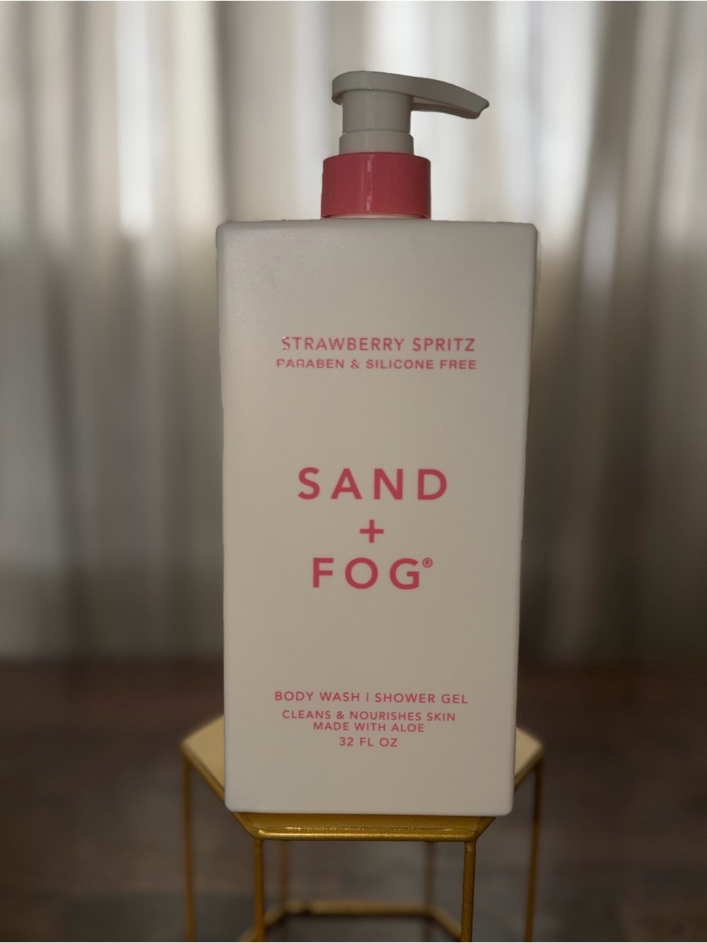 Sand + Fog Strawberry Spritz Body Wash 32oz